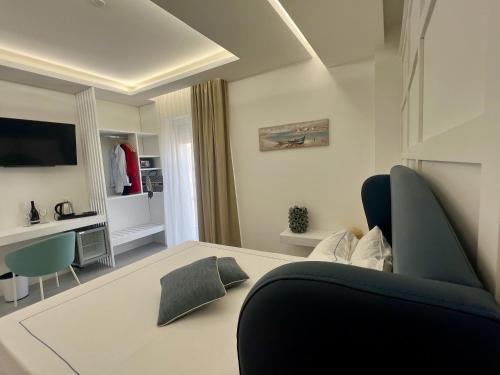 Una televisión o centro de entretenimiento en Kairos Tropea