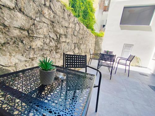 Balkón nebo terasa v ubytování Avramiou Lofts