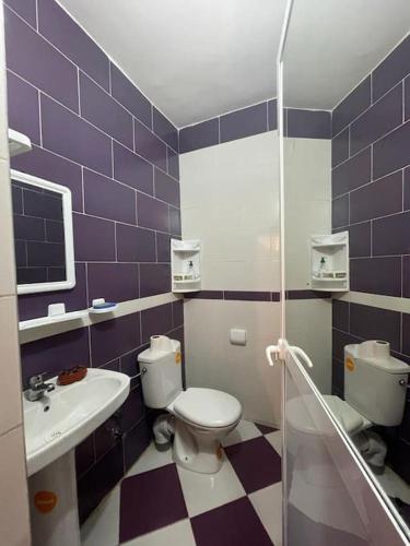 Koupelna v ubytování Un joli appartement à Martil pour vos vacances d'été proche de toutes les commodités et à 5 min de la plage !