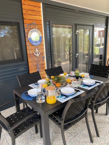 INNOVA TravelVir Mobhome Eli