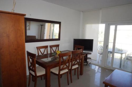 Apartamento Maria Elena a sólo unos pasos de la playa Les Bovetes
