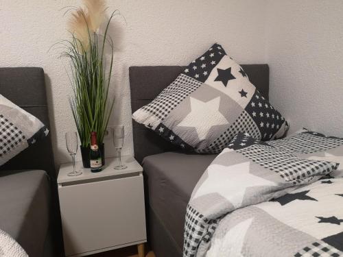 Postel nebo postele na pokoji v ubytování 3 Zi Ferienwohnung mit Erholungsfaktor Schwarzwald Bodensee