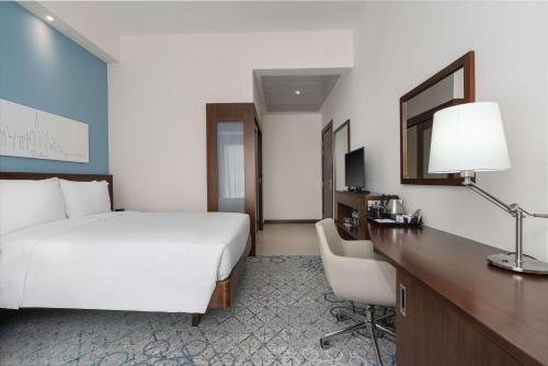 Hampton By Hilton Dubai Al Barsha Image
