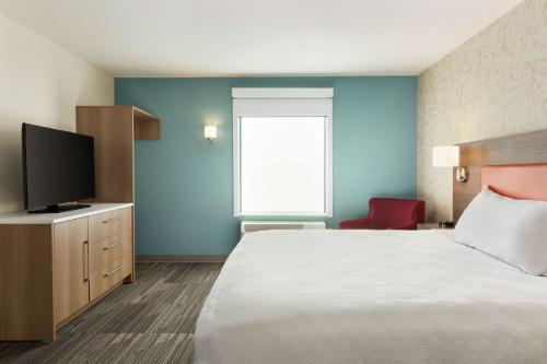 Home2 Suites By Hilton Portland Airport Image