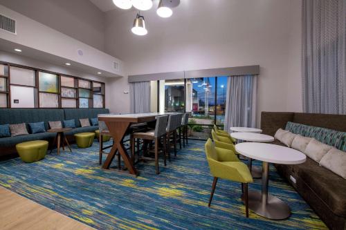 Hampton Inn & Suites Duncanville Dallas, Tx Image