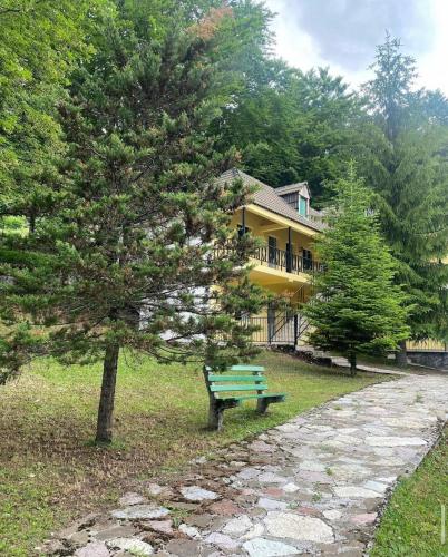 Gallery image of Bujtina Te Grima in Theth