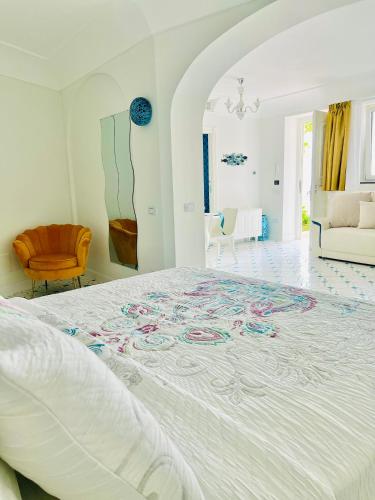 Una cama o camas en una habitación de Villa Dei Principi