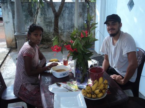 Comida en la casa de huéspedes o alrededores