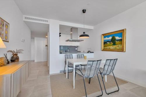 Stunning 2 bedroom apartment.
