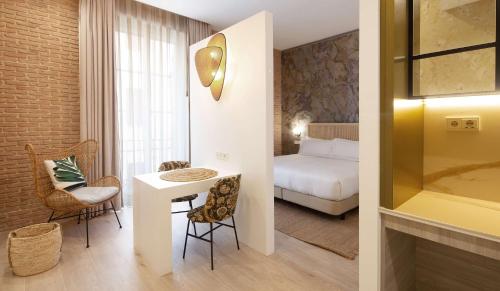 Atocha Hotel Madrid, Tapestry Collection by Hilton Image