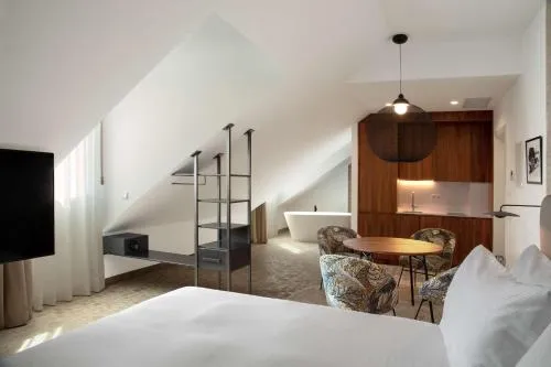 Atocha Hotel Madrid, Tapestry Collection by Hilton photo 16