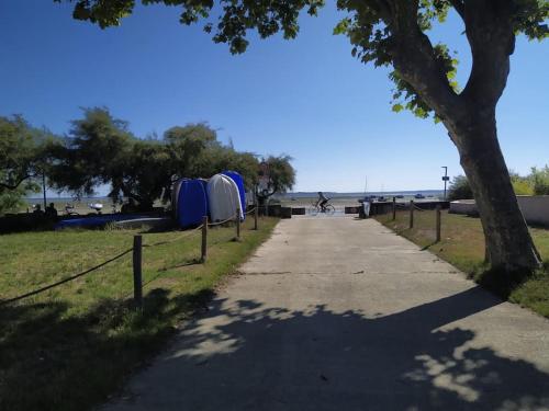 Billede fra billedgalleriet på Très belle villa d'architecte à 30 m de la plage i Andernos-les-Bains
