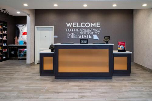 Hampton Inn Kansas City Northeast Image