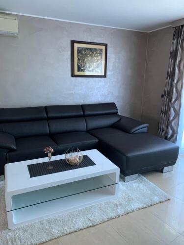Gallery image of Apartments Riva-Interauto in Umag