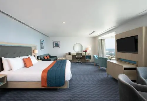 Leonardo Royal Hotel Brighton Waterfront photo 17