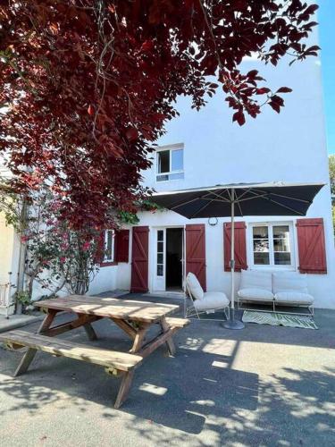 Das Gebäude in dem sich die Ferienwohnung befindet