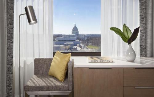 Hilton Washington DC Capitol Hill Image