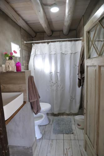 Vannituba majutusasutuses Casa Cubo