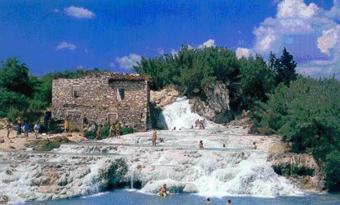 Un paisaje natural cerca del camping