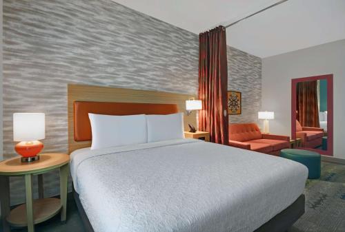 Home2 Suites by Hilton Houston Medical Center, TX Image
