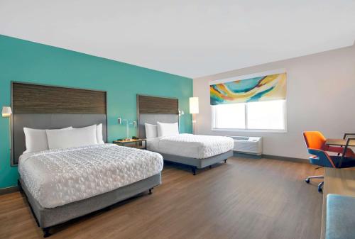 Ένα ή περισσότερα κρεβάτια σε δωμάτιο στο Tru By Hilton Ashburn One Loudoun, Va