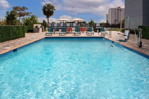 Home2 Suites By Hilton Miami Airport South Blue Lagoon photo 18
