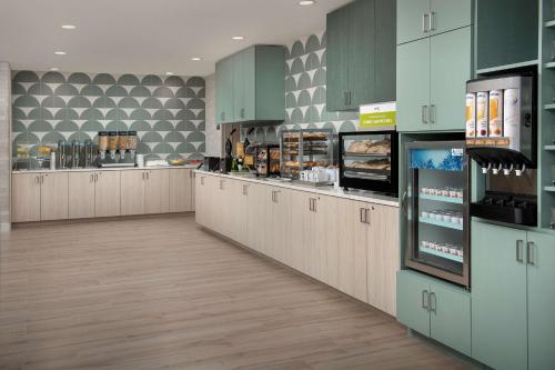 Home2 Suites By Hilton Miami Airport South Blue Lagoon photo 32