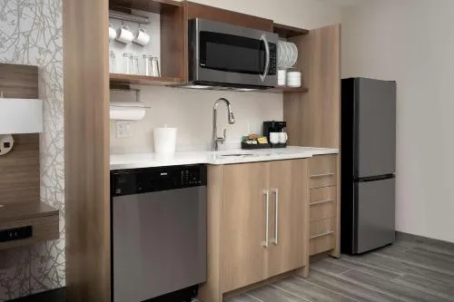 Home2 Suites By Hilton Miami Airport South Blue Lagoon photo 12