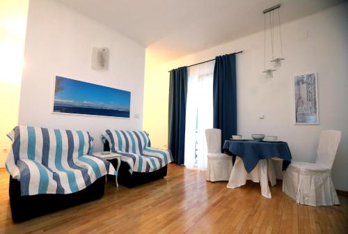 Medulić studio for 2 in old town with free parking