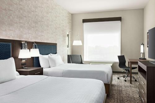 Postel nebo postele na pokoji v ubytování Homewood Suites By Hilton Springfield Medical District