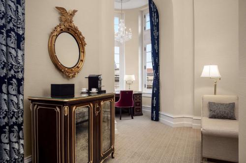 Waldorf Astoria Washington DC Image