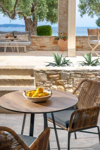 Gallery image of Villa Teresa Luxury Suites in Limenas