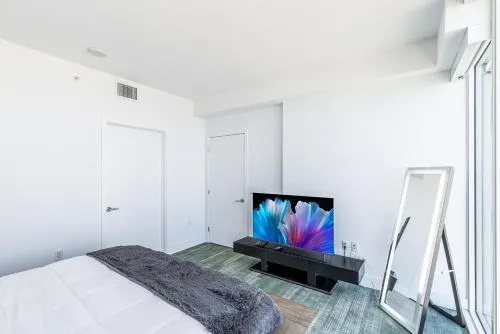 Top Floor High Rise 3 Bed DTLA Skyscraper Penthouse photo 22