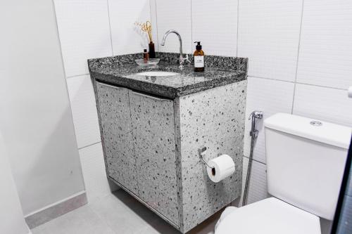 Phòng tắm tại Apartamento sofisticado, confortável e bem equipado - Loft Felau