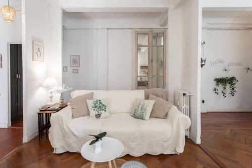 #41 Central & charming 1 BDR flat 10mins walk to beach