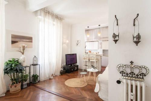 #41 Central & charming 1 BDR flat 10mins walk to beach