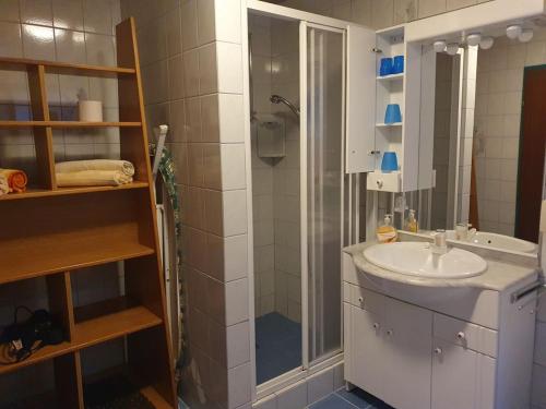 Ένα μπάνιο στο Apartments Rauter