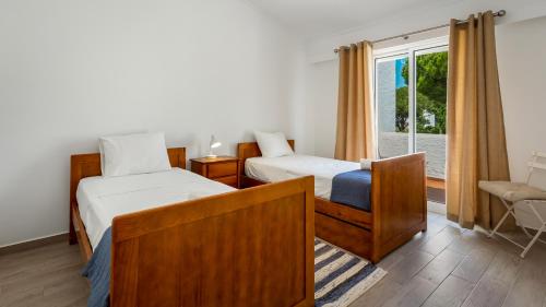 2 BDR Vilamoura Escape W Balcony by LovelyStay