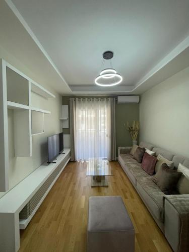 Luxury apartment next to Marina Bay - Image 4