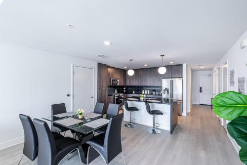 Top Floor 3 Bed 3 Bath Penthouse Living In Luxury photo 19