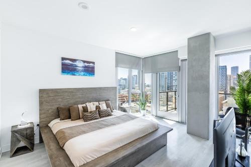 Top Floor 3 Bed 3 Bath Penthouse Living In Luxury photo 26