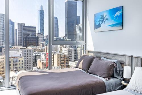 Top Floor 3 Bed 3 Bath Penthouse Living In Luxury photo 3