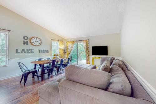Lake Ridge Retreat – Photos 2