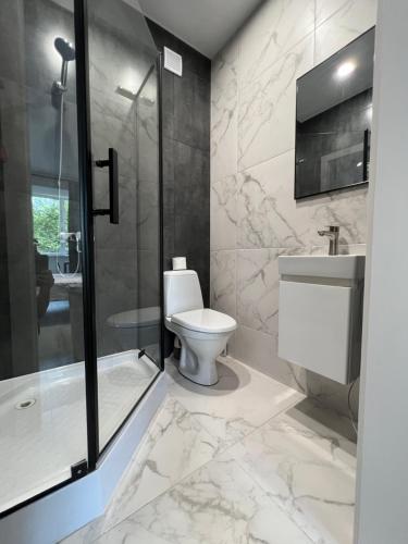 Ванна кімната в Smart Modern loft apartments
