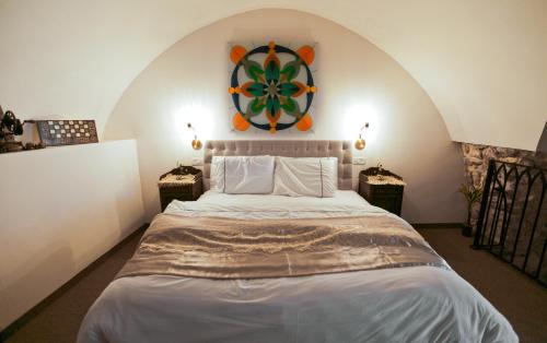 Postel nebo postele na pokoji v ubytování Templars suite