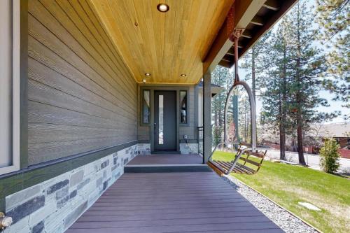 Gallery image of Gondola Vista Luxury Villas by Ski Heavenly & Beaches in South Lake Tahoe