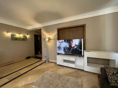 Luxurious apartment for rent