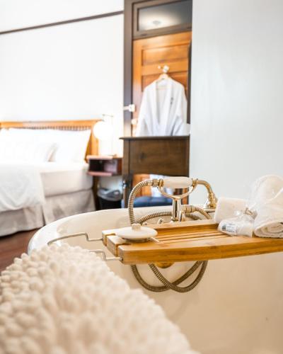 Naramata Inn – Photos 2