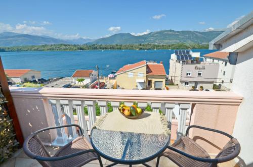 A balcony or terrace at Stradioti Apartments