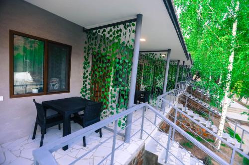Μπαλκόνι ή βεράντα στο Eagle Rock Nature Stay